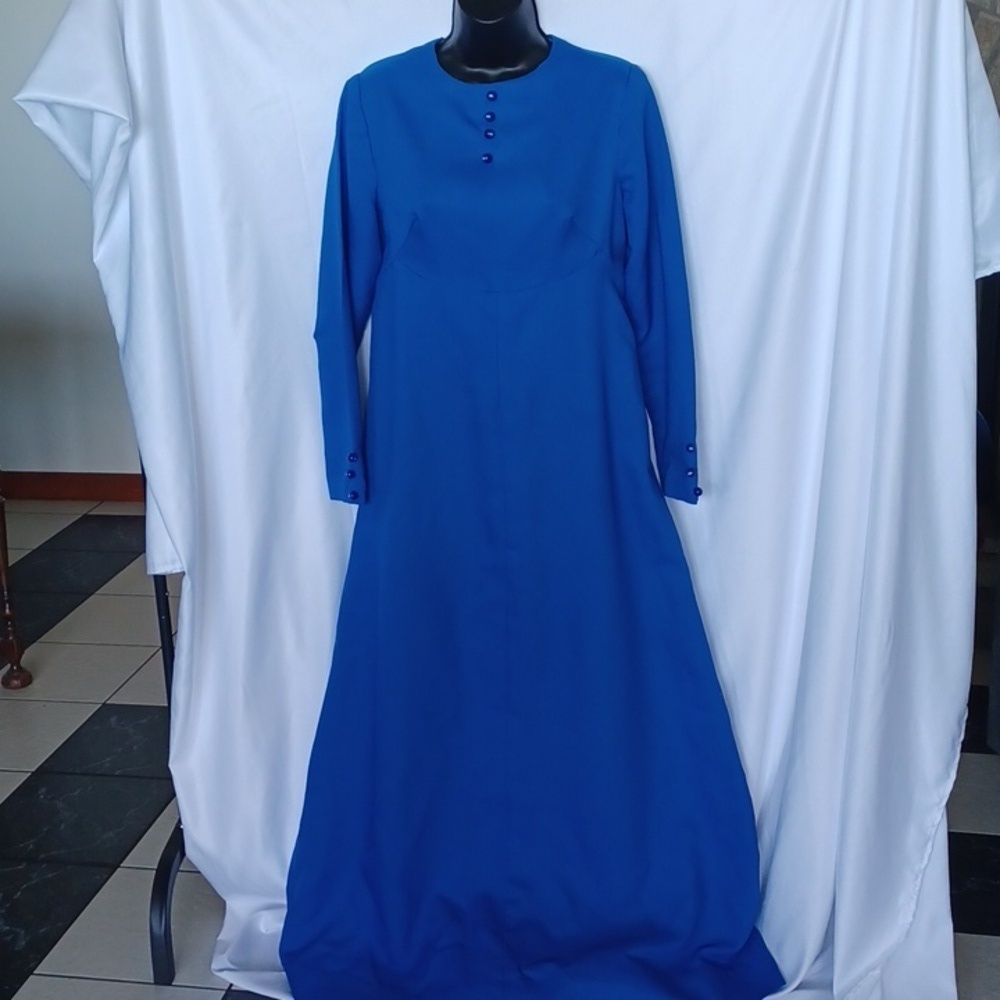 Vintage 1970's blue long sleeved maxi modesty